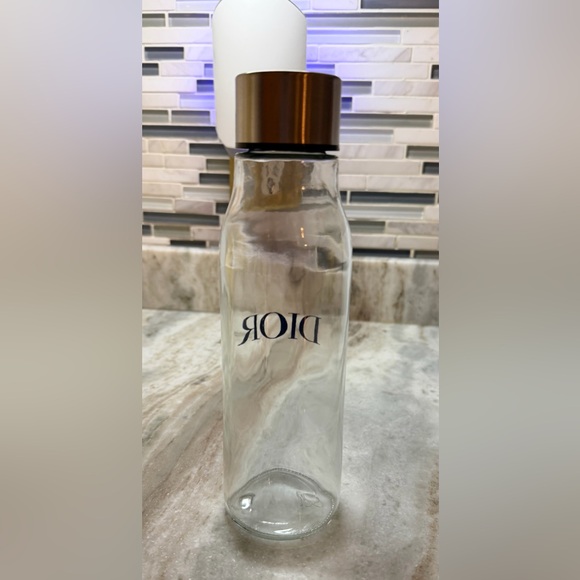 Dior 16 oz Glass Bottle w Stainless Steel Lid. GWP - Picture 2 of 5